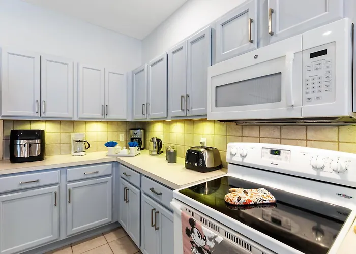 Gorgeous Davenport 5 Bed Villa With Pool Hot Tub