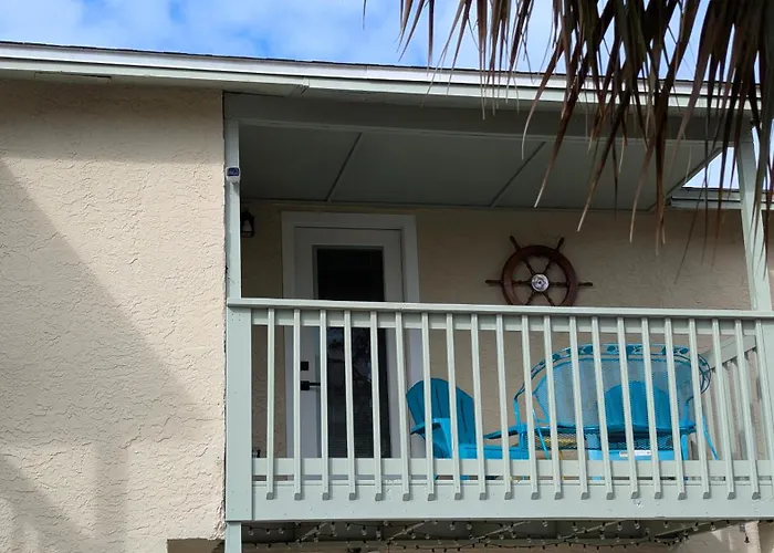 Double Take! Renovated Vacation Home