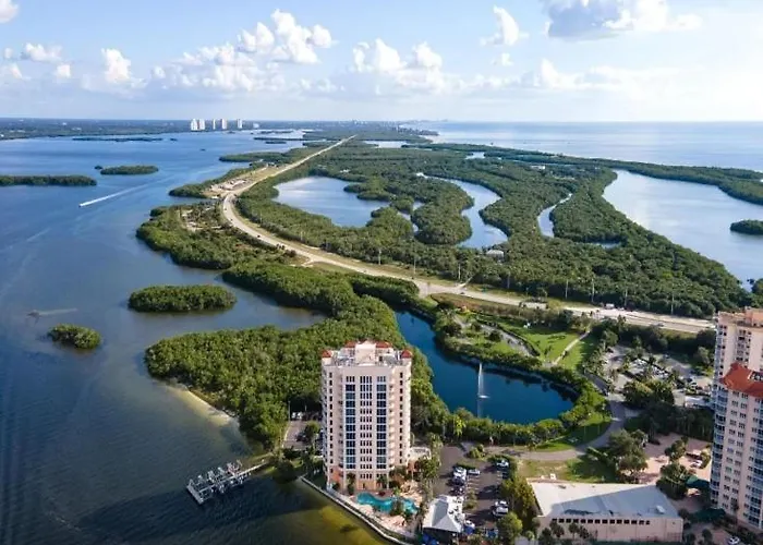 Perfect Island Escape - Beach, Pool, Restaurant & More! -Fmb Condo Island Paradise - Roelens