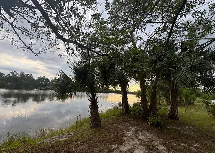 Cozy New Camper On Lake Front & Access To Fishing