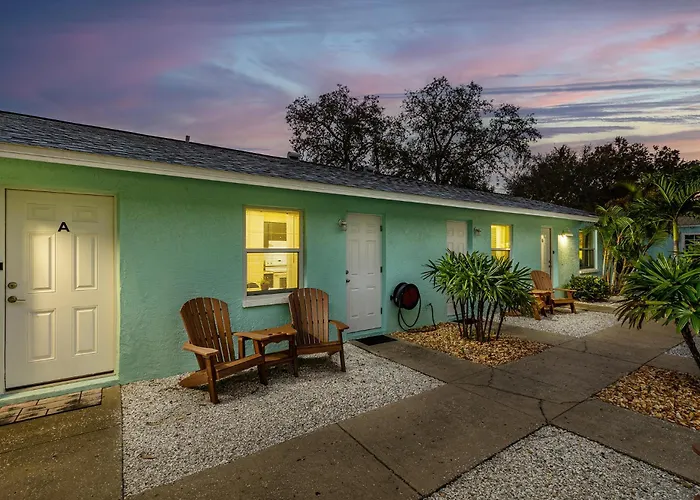 Suites Of Tarpon Springs!