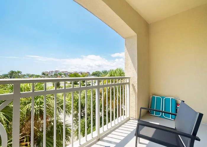 314S Nautical Beach Suite - 2 Beds!, Pools, Jacuzzi, Beach, Shops & Dog Friendly