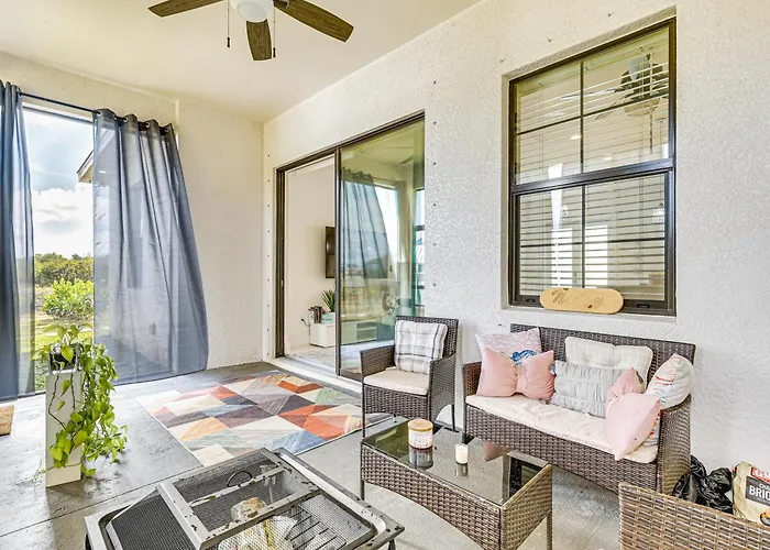 Day Trip To Fort Myers Beach: Pet-Friendly Home!