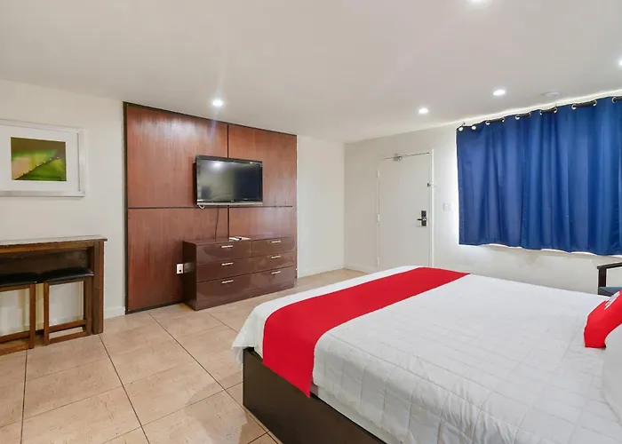 Oyo Hotel Coral Gables - Miami Airport