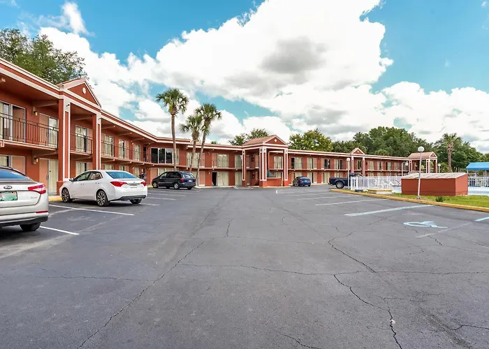 Oyo Hotel Mustang Silver Spring Fl