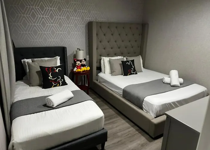 2Br Townhouse Near Disney
