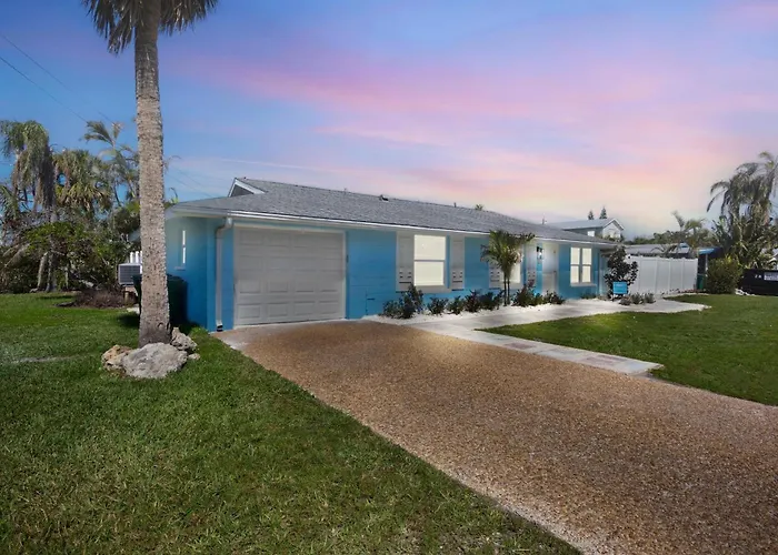 Magnolia Shores
