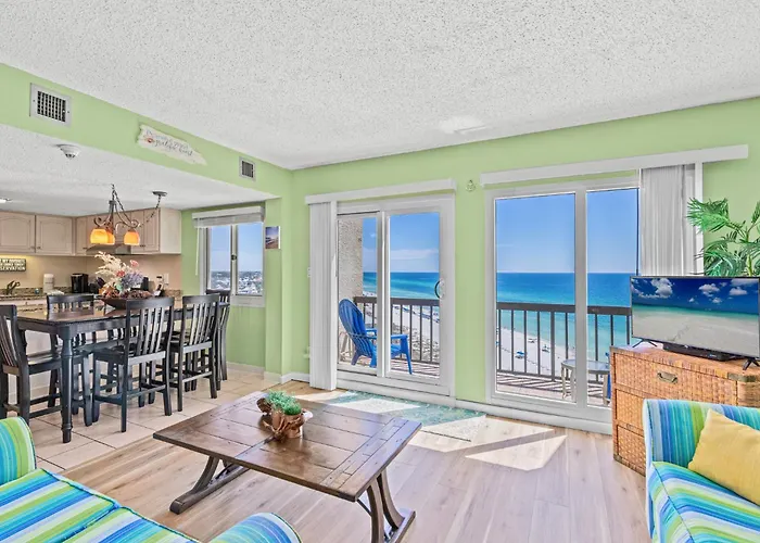 Pinnacle Port Penthouse11