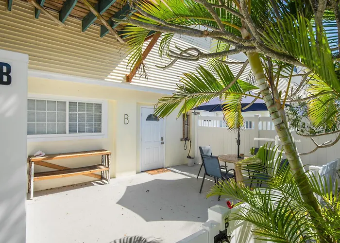 Condo - 2 Min Walk To Beach