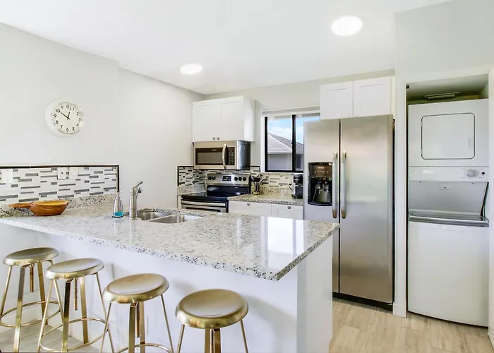 The Bougie Bungalow, Pga