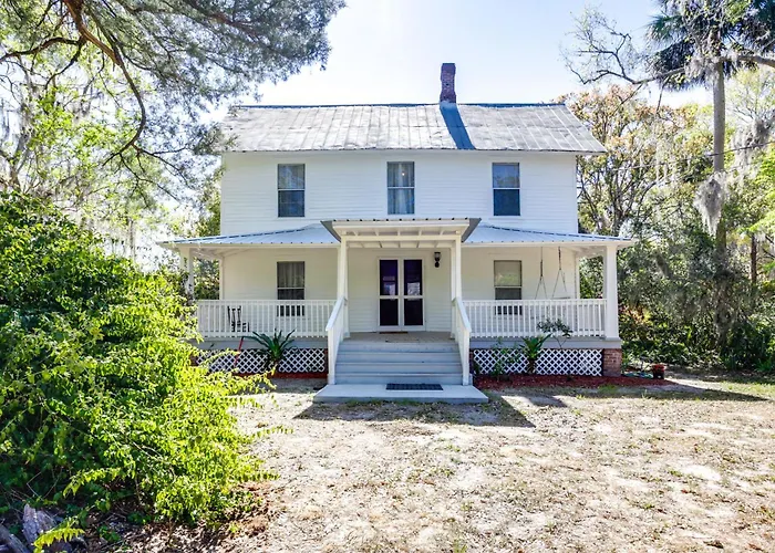 Peaceful Pomona Park Home: 1 Mi To Lake Broward!