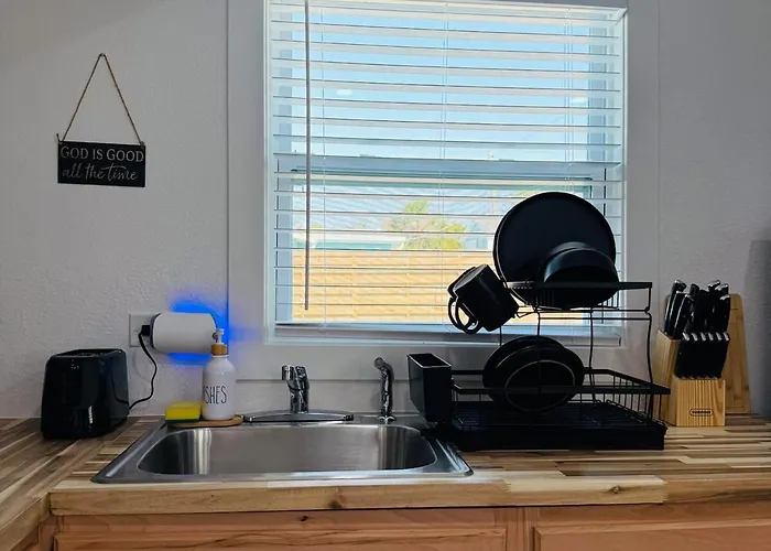 Private, Cozy, Beach Guest-Suite C