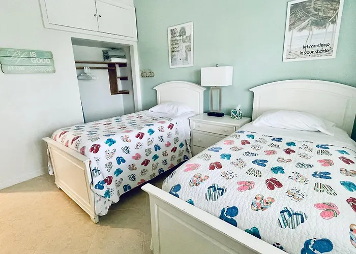 Breathtaking Views At Seaspray - Oceanfront Accomodations