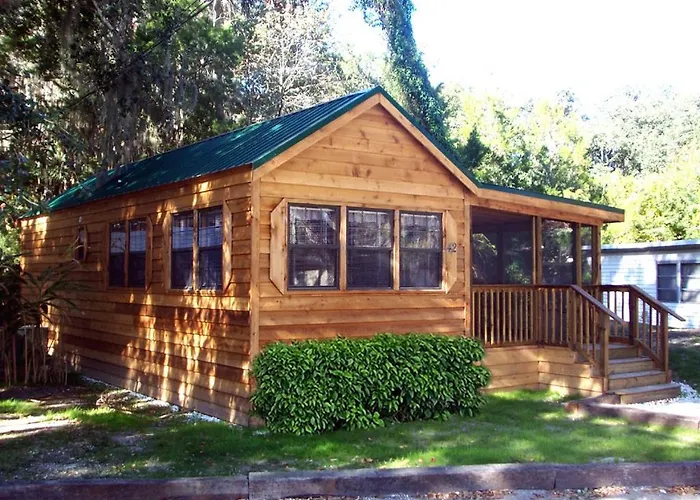 Riverside Lodge Resort