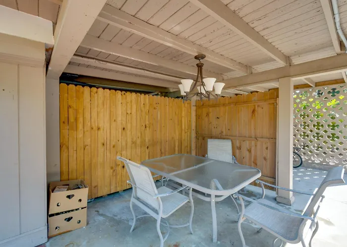 2 Mi To Riverwalk: Palmetto Gem W/ Fire Pit & Bbq