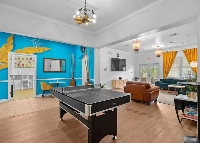 Banana Leaf Villa
