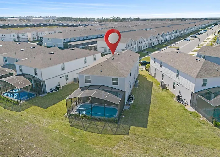 3787 Retreat 6Bd In Windsor Island Resort Location