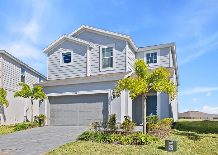 3787 Retreat 6Bd In Windsor Island Resort Location