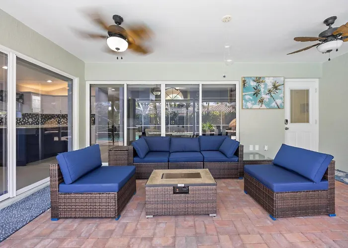 Modern 4Br In Central Wellington- Walk To Shops