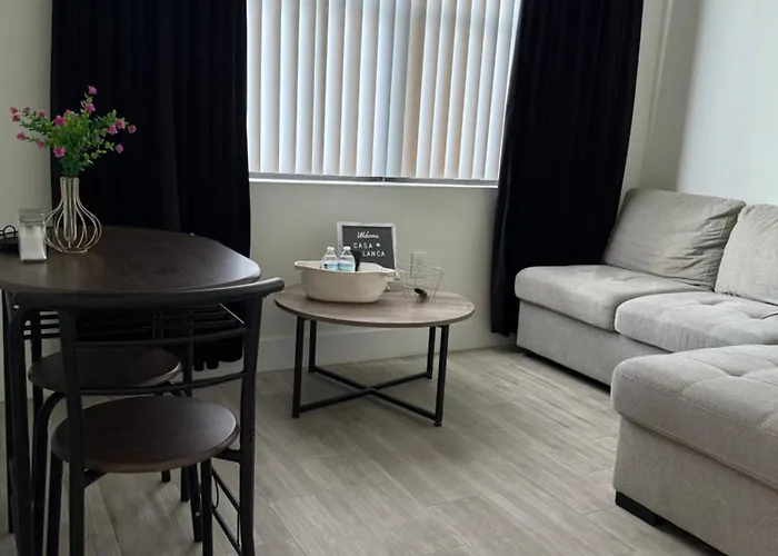 Casa Blanca Private Suite