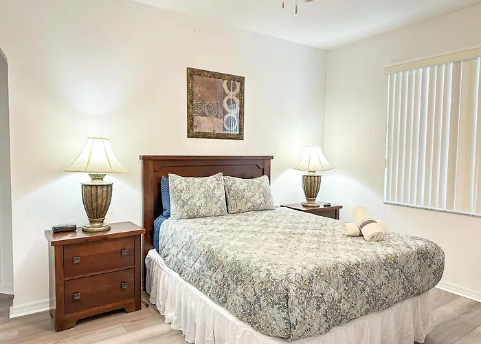 4 Bedrooms Pool Home Calabay Parc Tower Lakes
