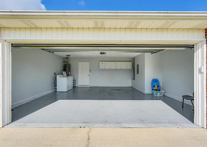 7 Mi To Dtwn Panama City: Family Home W/ Patio