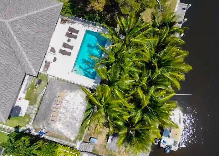 4-Min Walk To Beach Pool Tiki Canal Boat Dock