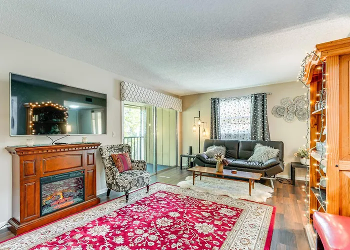 Condo W/ Pool & Beach Access Near Theme Park