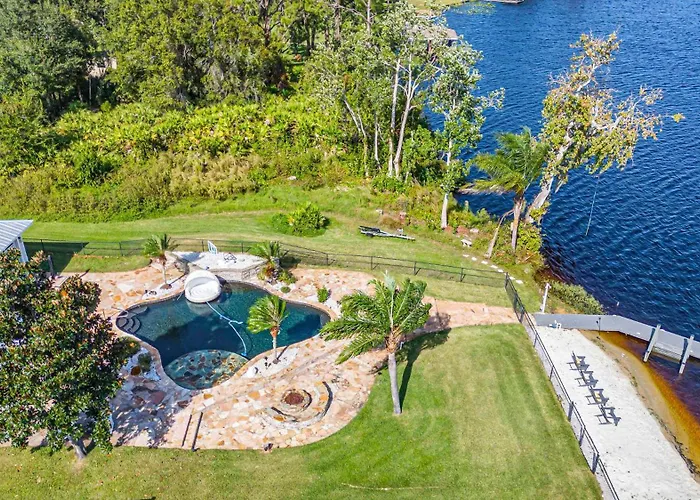5Br Sleeps 16 Private Pool-Dog Friendly-Fire Pit
