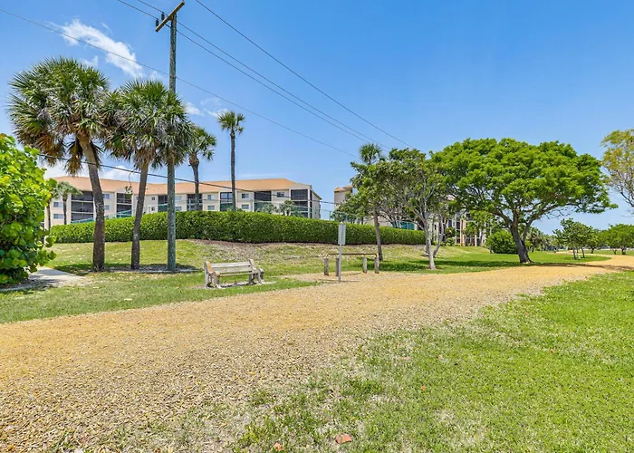 1/2 Mi To Jupiter Beach: Penthouse Condo W/ Views