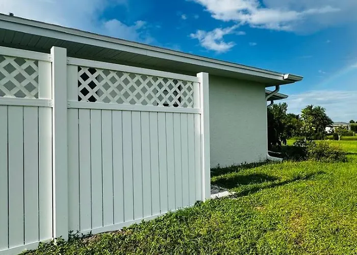 Canalfront Near Beaches Private Home Remodeled