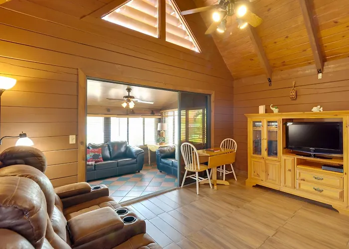 Lake Okeechobee Cabin W/ Boat Launch & Patio