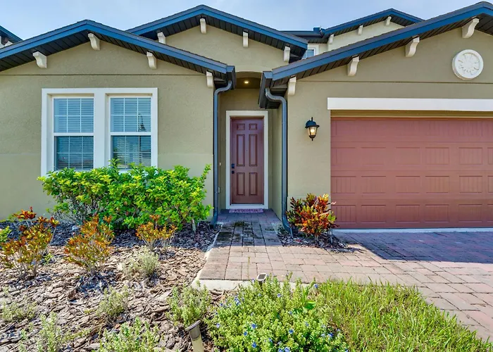 Pool Access: Family Gem W/ Views In St Cloud!