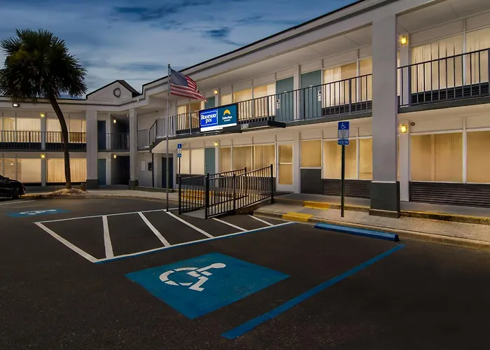 Suburban Studios Orange Park - Jacksonville Near Naval Air Station