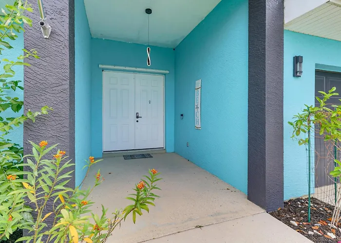 Family Getaway W/ Backyard Oasis In Vero Beach!