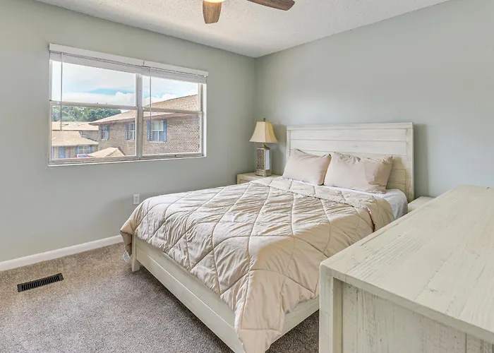 2 Mi To State Park: Dog-Friendly Niceville Home