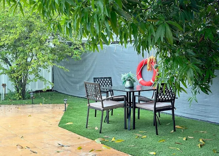 Relaxing Retreat 2Br Oasis With Pool And Outdoor Bbq