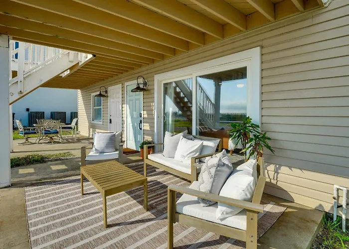 Steps To Shore: Studio W/ Patio In Flagler Beach