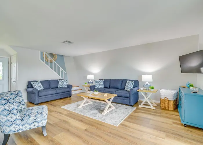 Hernando Beach Waterfront Home W/ Boat Dock & Deck
