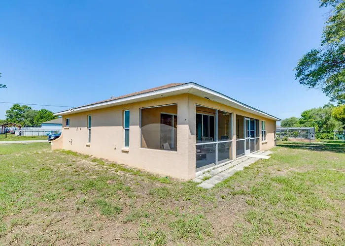 Family-Friendly Spring Hill Vacation Home W/ Lanai