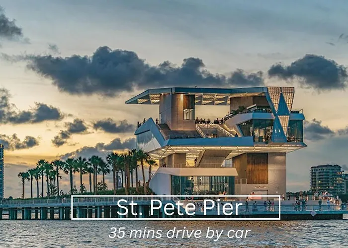 New Steps To Downtown - 7 Mins To Beach & Free Parking