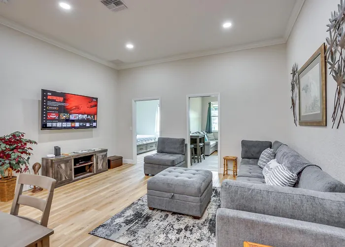 Sebring Retreat W/ Direct Golf Course Access!