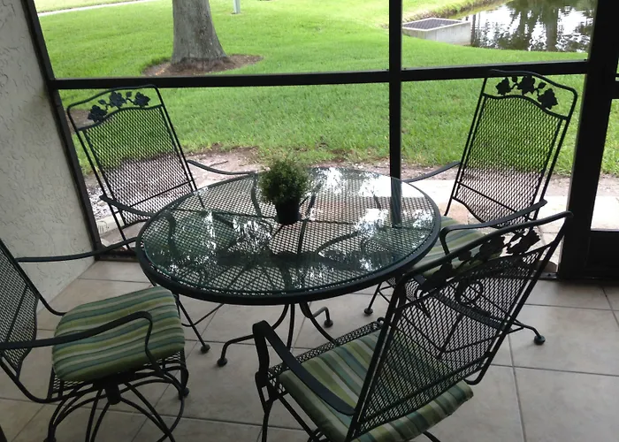 Shorewalk Vacation Villas