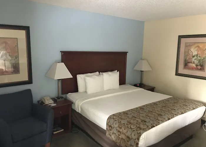 Baymont By Wyndham Gainesville I-75