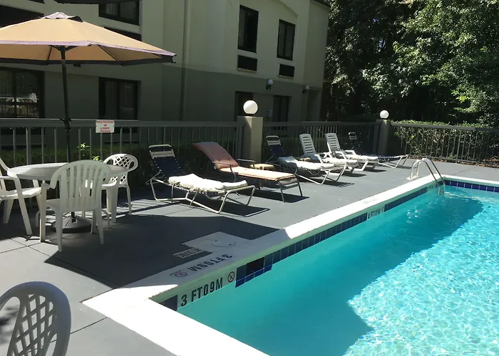 Bob Hotels Tallahassee - Boutique On Budget