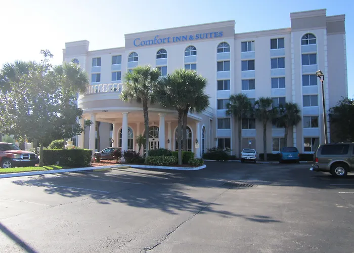 Comfort Inn & Suites Lakeland North I-4