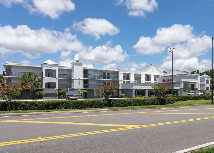 Ramada By Wyndham Altamonte Springs Near I-4