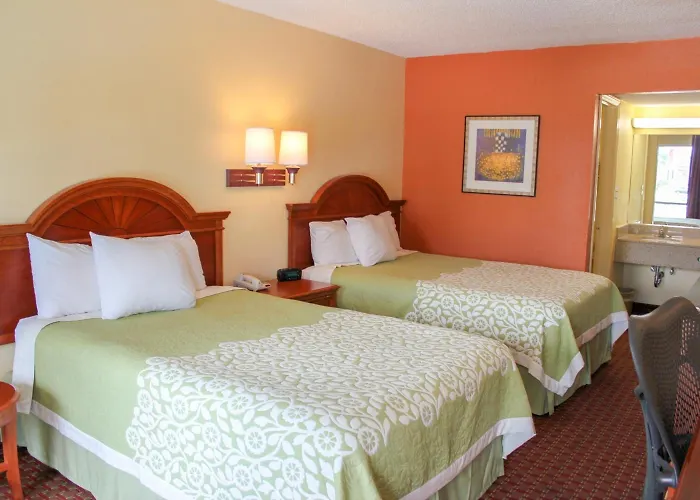 Rose Garden Inn & Suites Thomasville