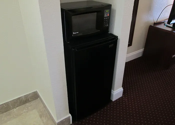 Regency Inn Near Boardwalk & Hurlburt Field