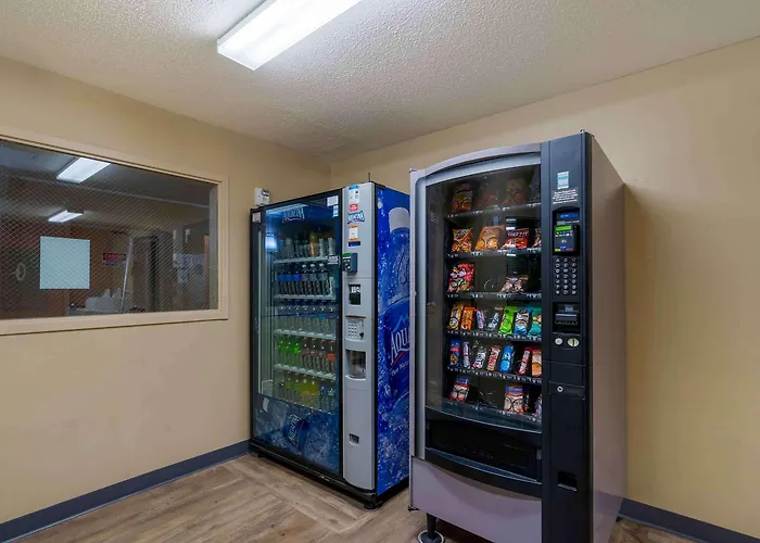 Extended Stay America Select Suites Tampa Airport Memorial Hwy